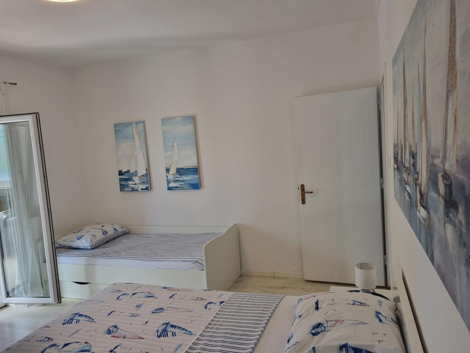 Apartment Sobin Kaštela エクステリア 写真